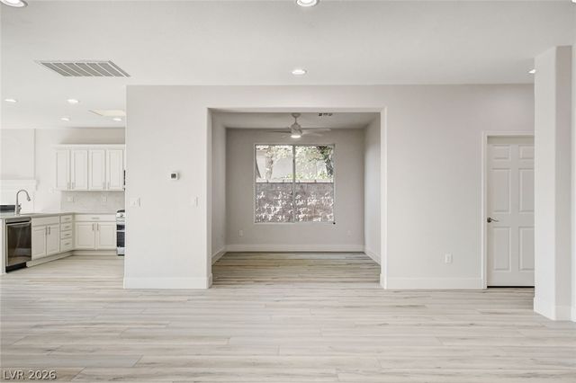 10623 Riva De Fiore Avenue, Las Vegas, NV 89135