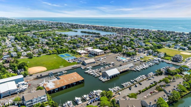 106 Grove Street, Bay Head, NJ 08742