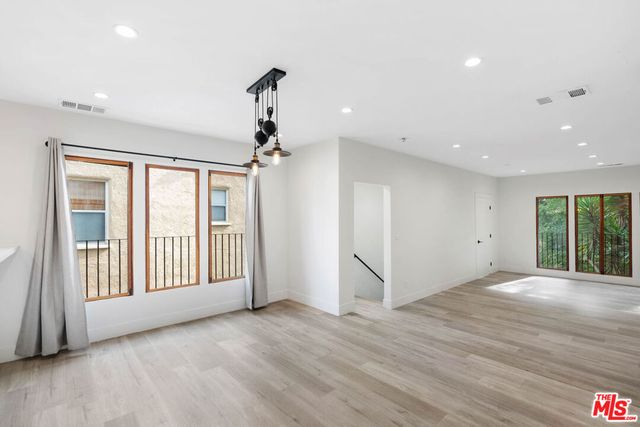 8575 Horner Street, Los Angeles, CA 90035