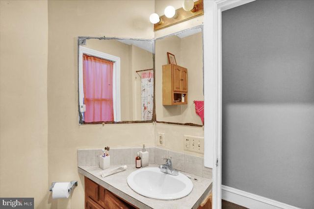 1317 N 10TH ST N, Reading, PA 19604