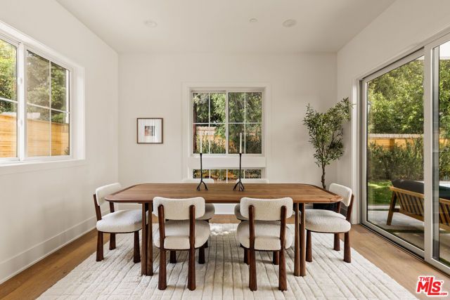 4027 Dixie Canyon Avenue, Sherman Oaks, CA 91423