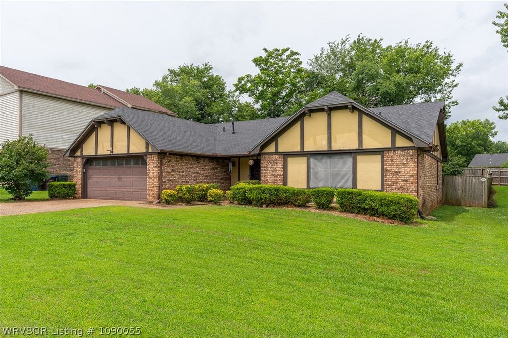 3004 S 99th Street, Fort Smith, AR 72903