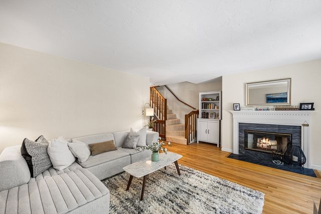 849 Boston Post Rd E 3E, Marlborough, MA 01752