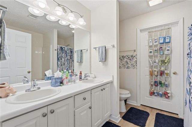 1195 Riverside Terrace, Gainesville, GA 30501