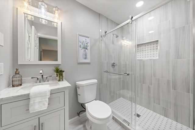 4 DOROTHEA TER, Lawrence, NJ 08648