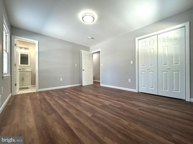 4 DOROTHEA TER, Lawrence, NJ 08648