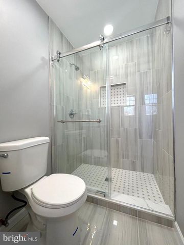 4 DOROTHEA TER, Lawrence, NJ 08648