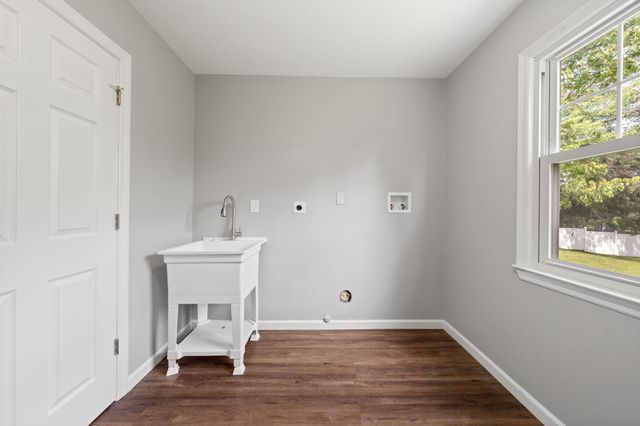 4 DOROTHEA TER, Lawrence, NJ 08648