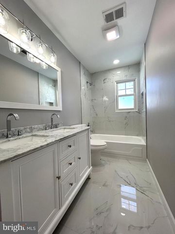 4 DOROTHEA TER, Lawrence, NJ 08648