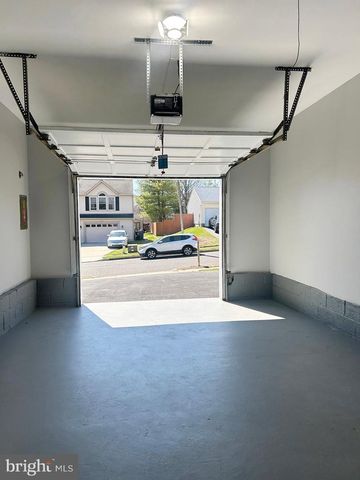 4 DOROTHEA TER, Lawrence, NJ 08648