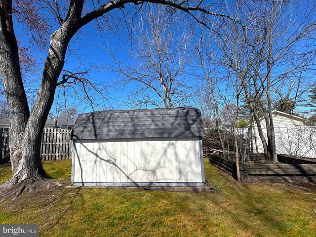 4 DOROTHEA TER, Lawrence, NJ 08648