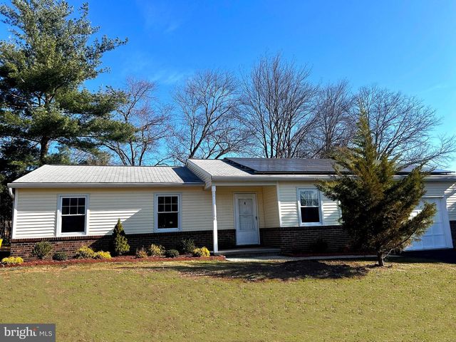 4 DOROTHEA TER, Lawrence, NJ 08648