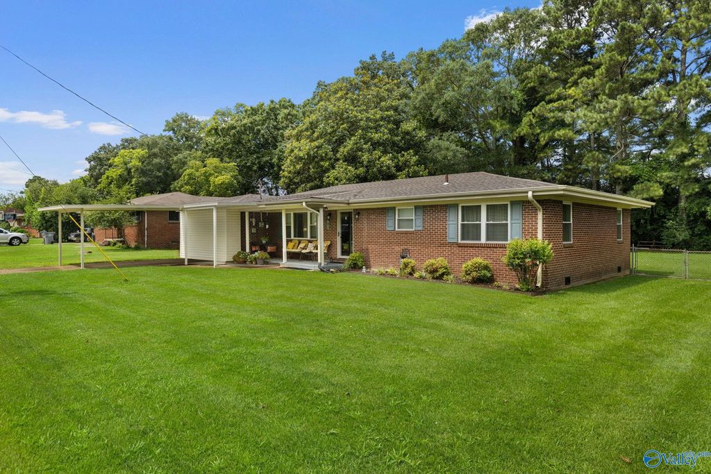 1249 Maple Street, Killen, AL 35645