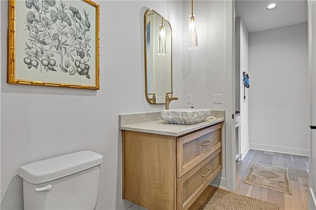 16924 Parkhill Street, Overland Park, KS 66221