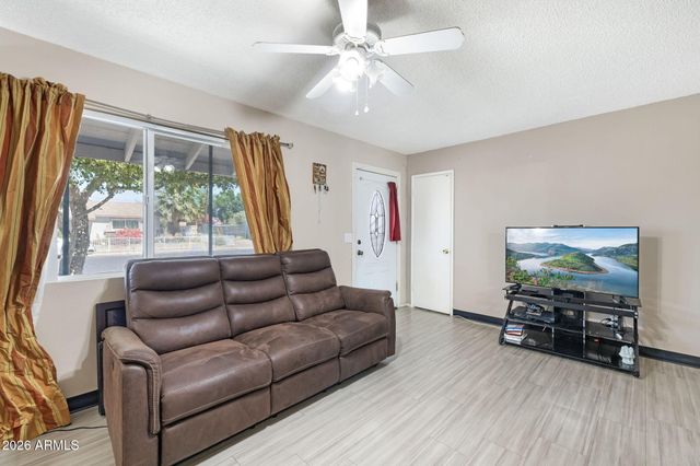 2251 E ASPEN Avenue, Mesa, AZ 85204