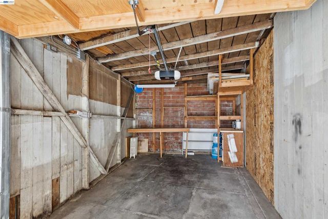 1438 Lakeshore Ave 6, Oakland, CA 94606