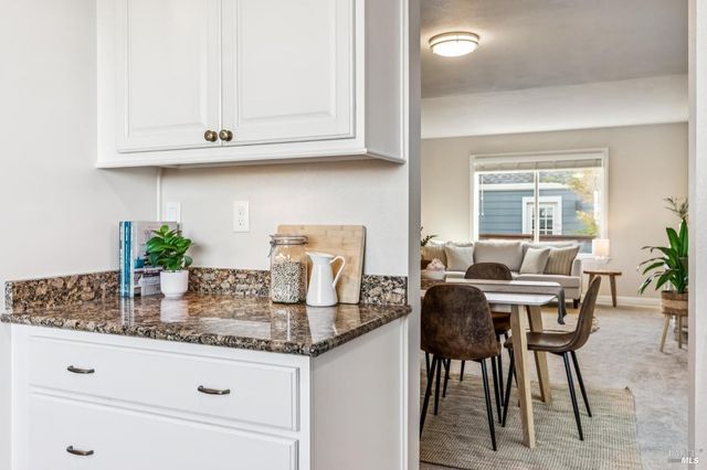 616 Santana Rd, Novato, CA 94945