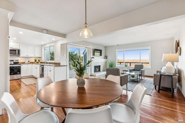 616 Santana Rd, Novato, CA 94945