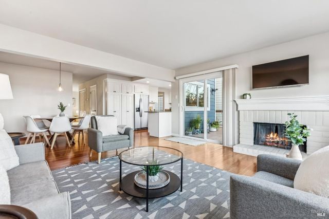 616 Santana Rd, Novato, CA 94945