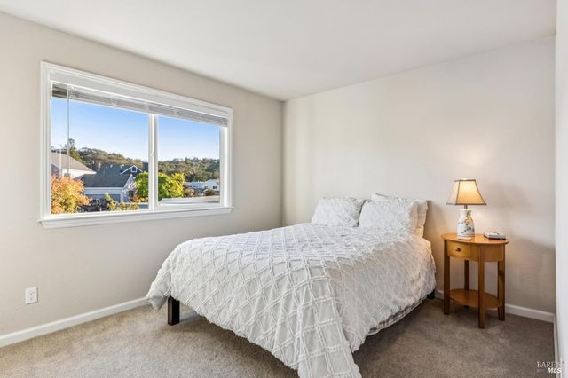 616 Santana Rd, Novato, CA 94945