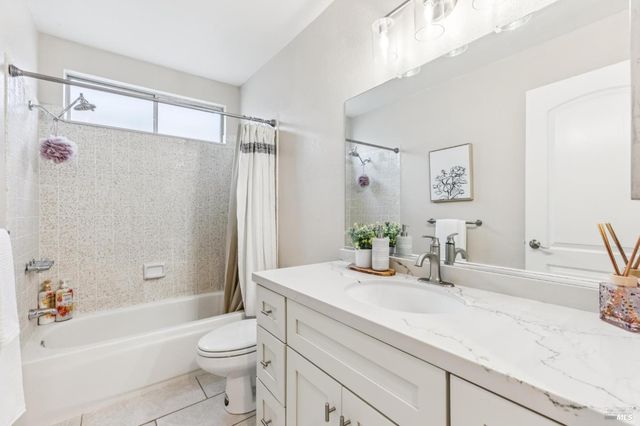 616 Santana Rd, Novato, CA 94945