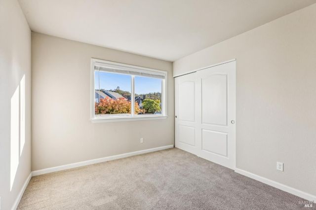 616 Santana Rd, Novato, CA 94945