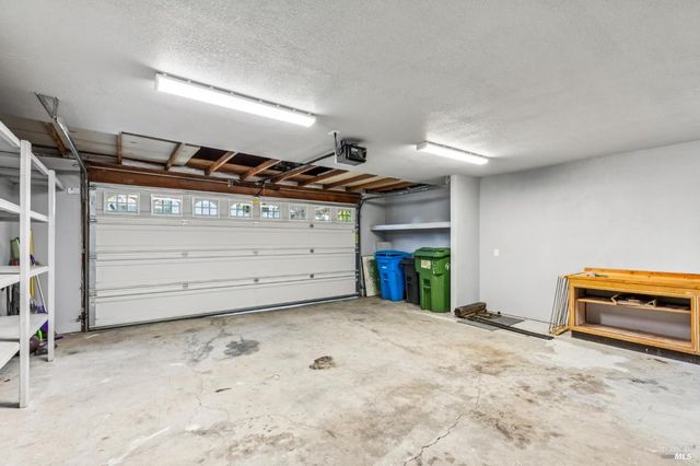 616 Santana Rd, Novato, CA 94945