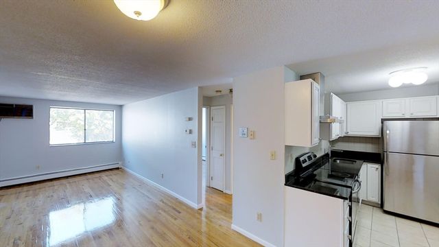 14 Murdock 1-7, Somerville, MA 02144