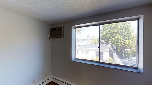 14 Murdock 1-7, Somerville, MA 02144