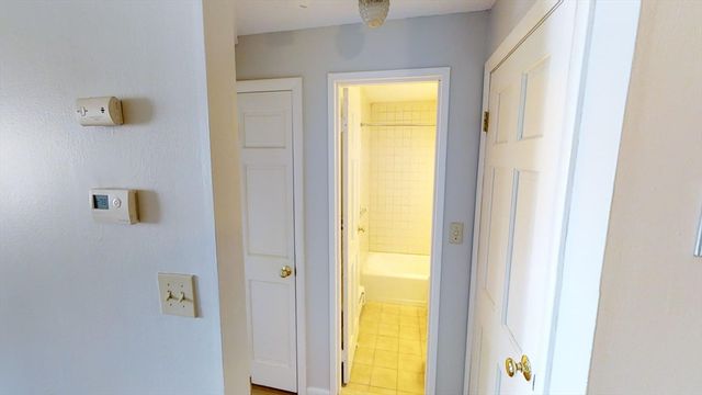 14 Murdock 1-7, Somerville, MA 02144