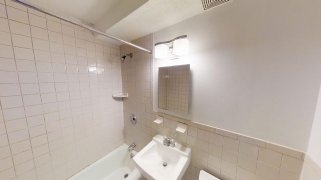 14 Murdock 1-7, Somerville, MA 02144