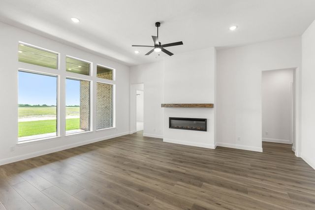 230 Cordillera Lane, Red Oak, TX 75154