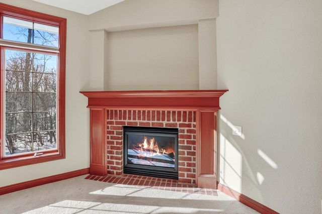 1444 Hidden Waters CIRCLE, West Bend, WI 53095