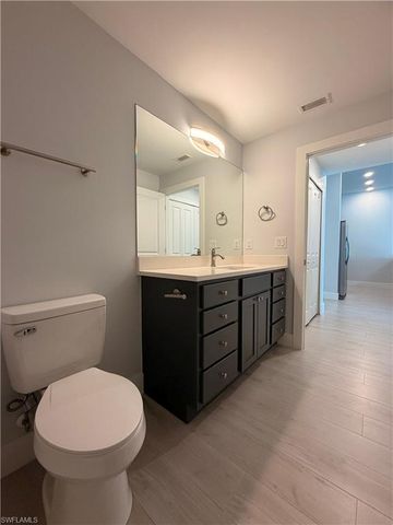 233 SW 47th TER, Cape Coral, FL 33914
