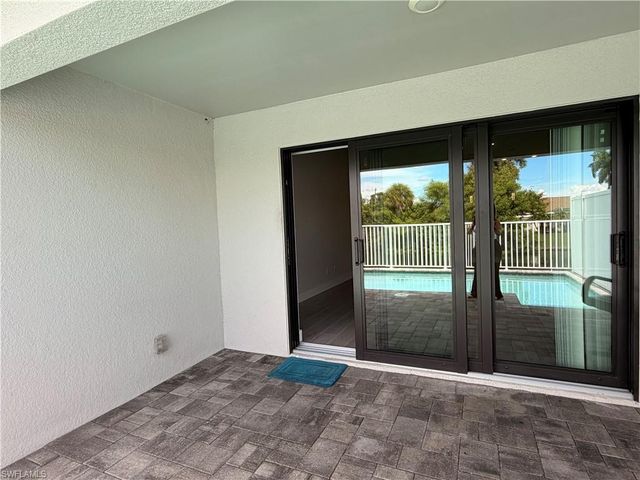 233 SW 47th TER, Cape Coral, FL 33914