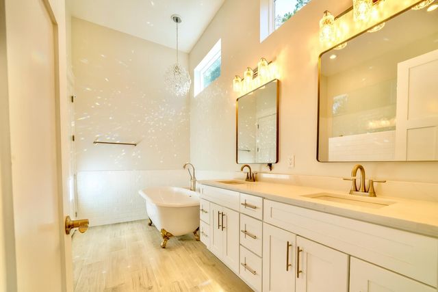 116 East Georgie, Point Washington, FL 32459