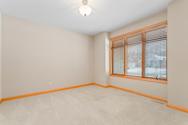 2090 Jade Lane NE, Rochester, MN 55906