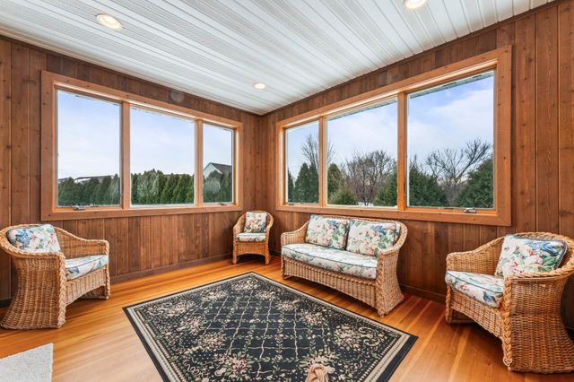 2090 Jade Lane NE, Rochester, MN 55906