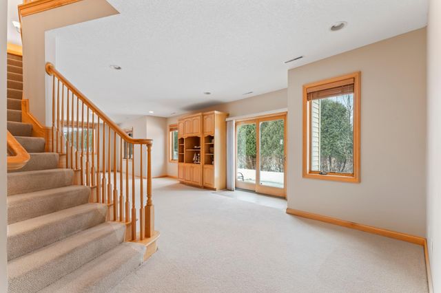 2090 Jade Lane NE, Rochester, MN 55906