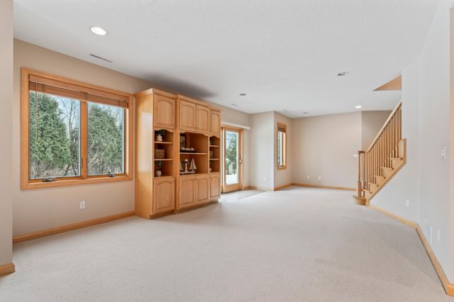 2090 Jade Lane NE, Rochester, MN 55906