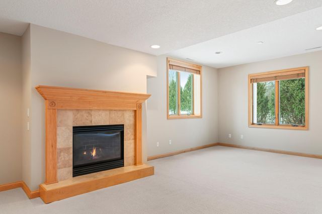 2090 Jade Lane NE, Rochester, MN 55906