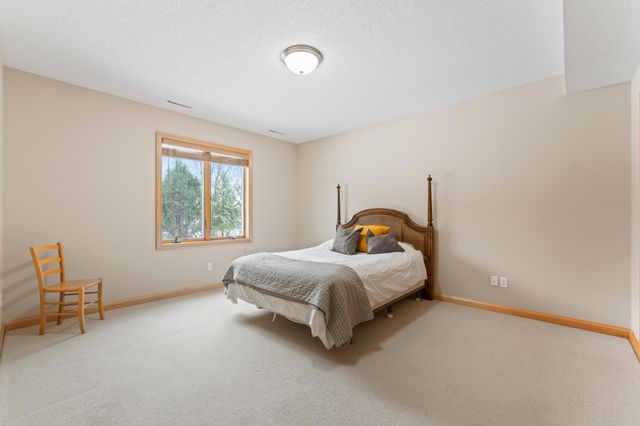 2090 Jade Lane NE, Rochester, MN 55906