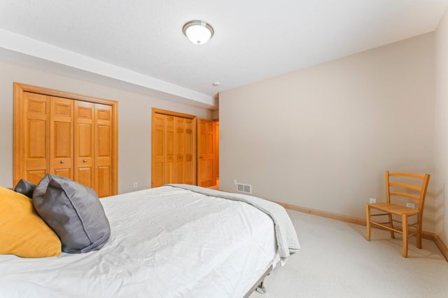 2090 Jade Lane NE, Rochester, MN 55906