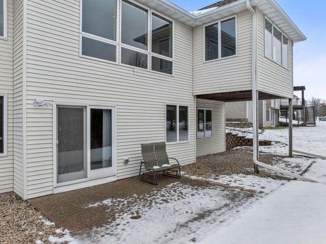 2090 Jade Lane NE, Rochester, MN 55906