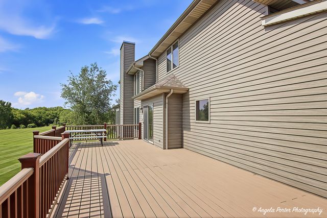 8420 Saint Moritz Drive, Spring Grove, IL 60081