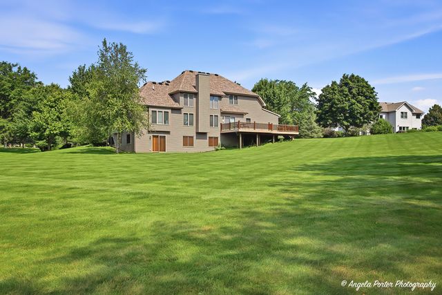 8420 Saint Moritz Drive, Spring Grove, IL 60081