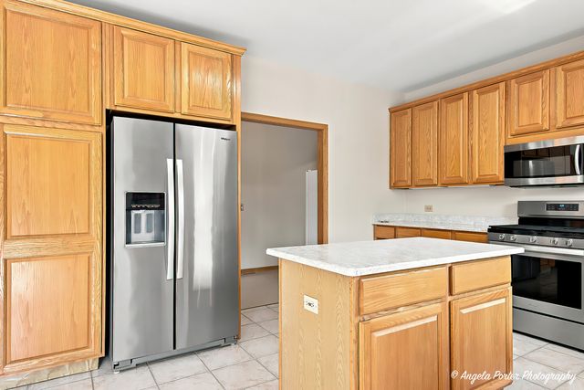 8420 Saint Moritz Drive, Spring Grove, IL 60081