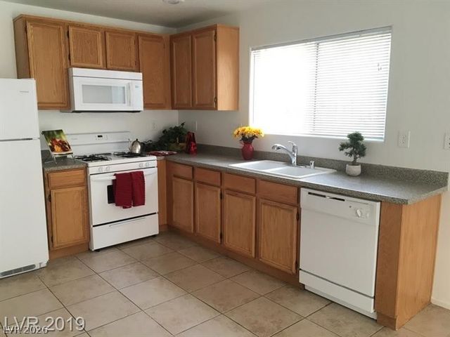 544 Mayfair Walk Avenue, Las Vegas, NV 89178