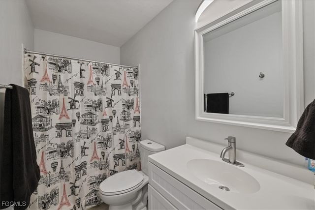 1815 SE 8th TER, Cape Coral, FL 33990