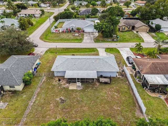 1815 SE 8th TER, Cape Coral, FL 33990